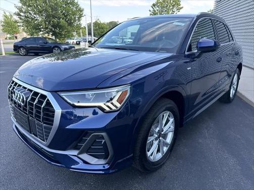 2025 Audi Q3 Premium 45 TFSI S line quattro Tiptronic