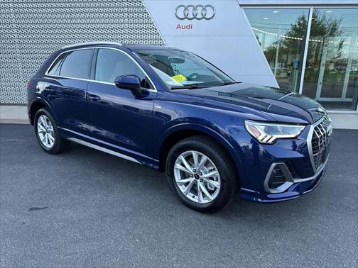 2025 Audi Q3 Premium 45 TFSI S line quattro Tiptronic