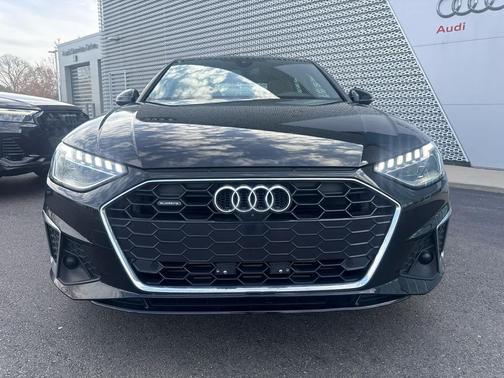 Mythos Black Metallic 2021 Audi A4 45 S line Premium Plus