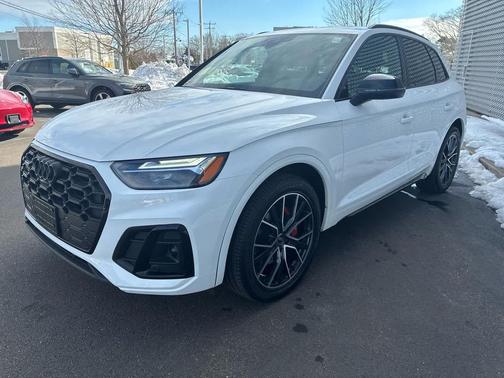 2023 Audi SQ5 3.0T Premium Plus