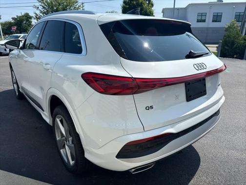 2025 Audi Q5 Premium Plus