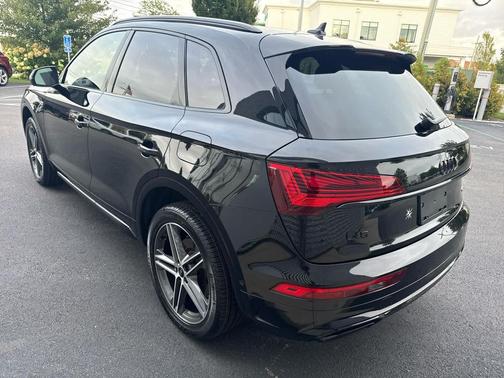 2024 Audi Q5 55 S line Prestige