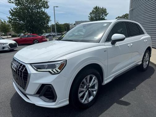 2023 Audi Q3 Premium 45 TFSI S line quattro Tiptronic