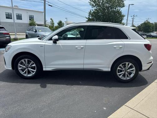2023 Audi Q3 Premium 45 TFSI S line quattro Tiptronic