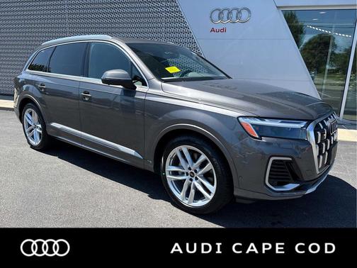 2025 Audi Q7 55 Premium Plus