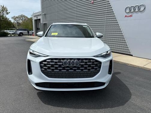 2025 Audi Q5 Premium