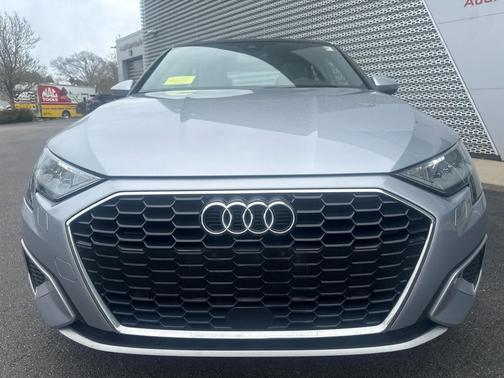 Florett Silver Metallic 2022 Audi A3 Premium