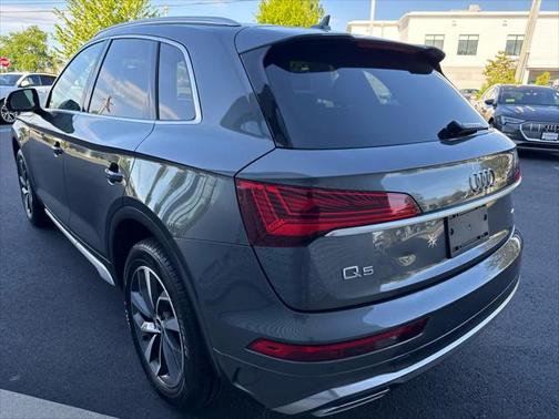 2022 Audi Q5 45 S line Premium