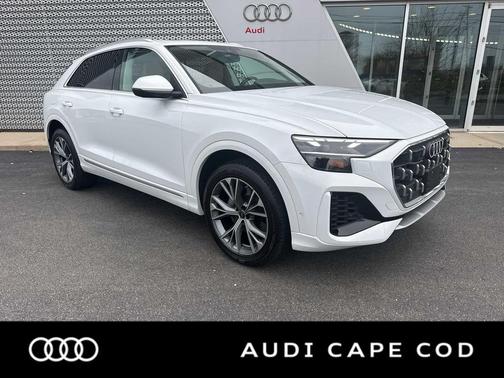 2025 Audi Q8 55 Premium Plus