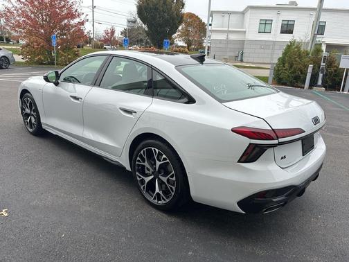 2026 Audi A6 Premium Plus quattro S tronic