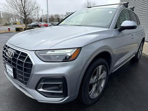 2024 Audi Q5 40 Premium Plus