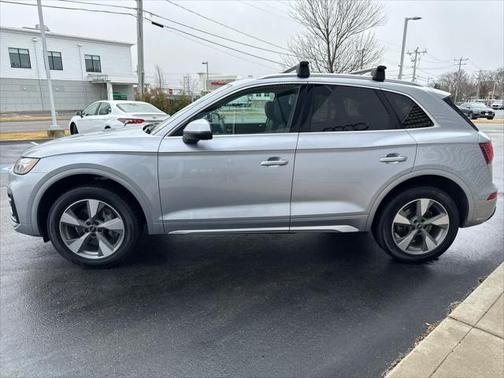 2024 Audi Q5 40 Premium Plus