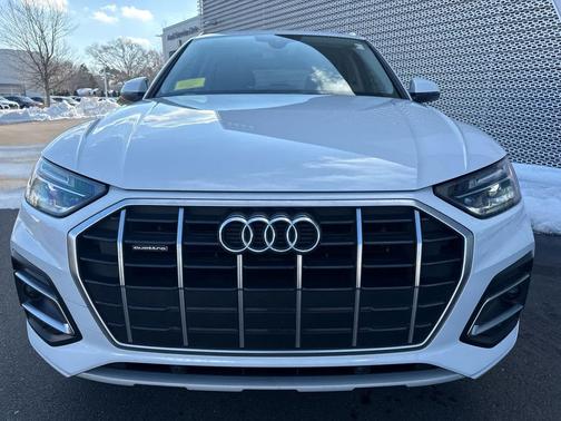 2023 Audi Q5 40 Premium