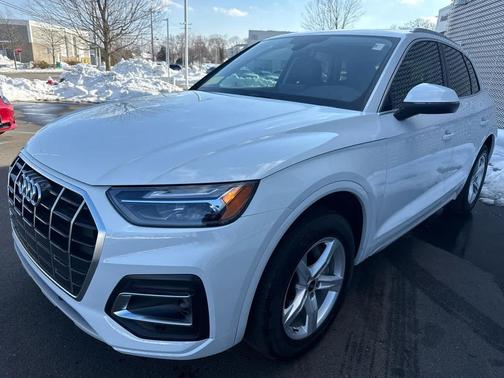 2023 Audi Q5 40 Premium