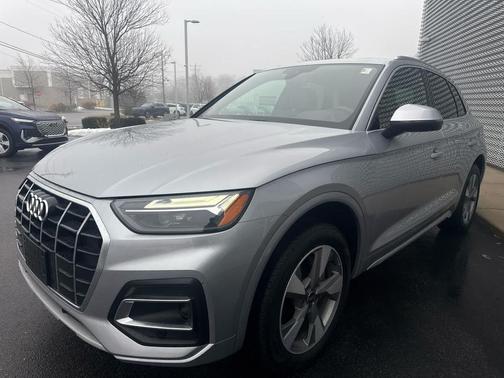 2023 Audi Q5 40 Premium