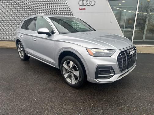 2023 Audi Q5 40 Premium