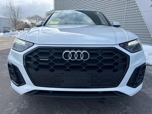 2025 Audi Q5 45 S line Premium