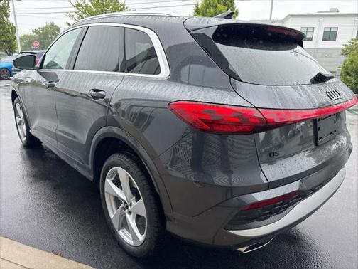 2025 Audi Q5 Premium Plus