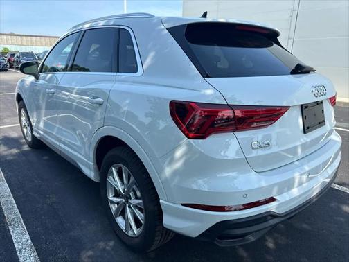 2024 Audi Q3 Premium 45 TFSI S line quattro Tiptronic