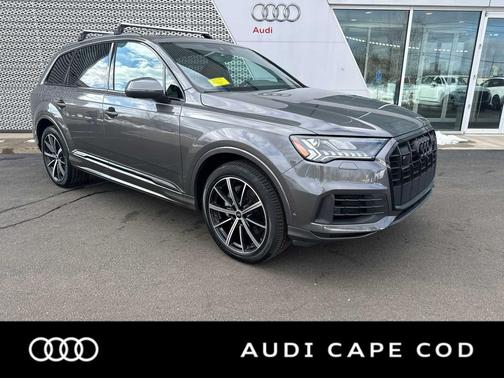 2023 Audi Q7 55 Premium Plus