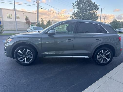 2025 Audi Q5 45 S line Premium Plus