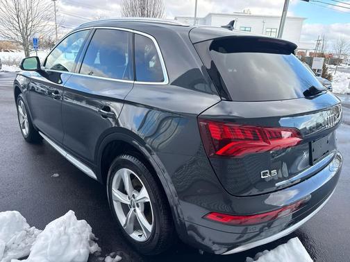 2020 Audi Q5 45 Premium Plus