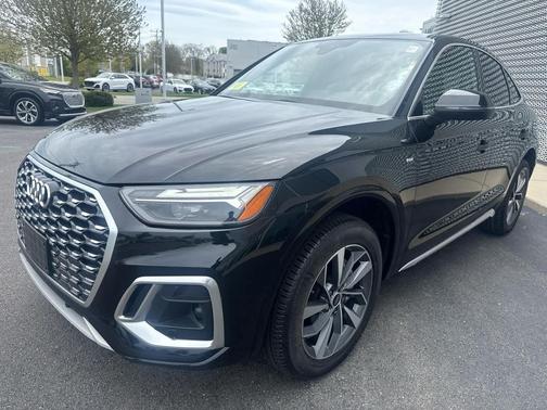 Mythos Black Metallic 2023 Audi Q5 45 S line Premium Plus