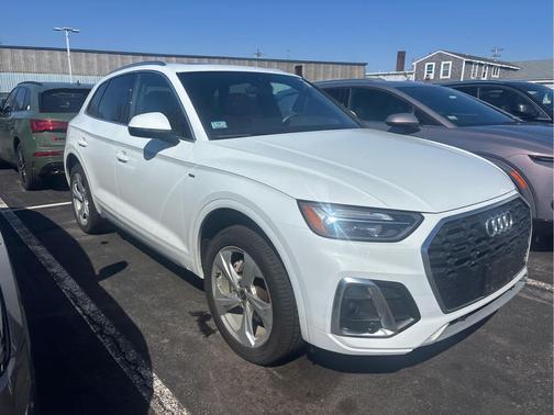 2024 Audi Q5 45 S line Premium Plus
