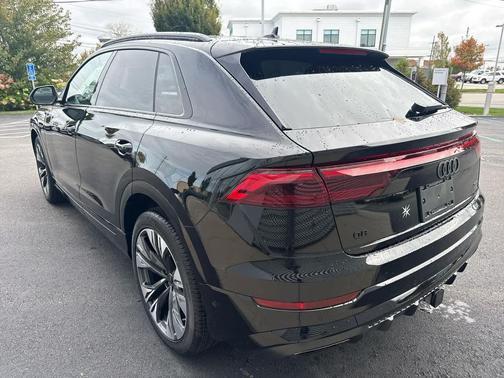 2026 Audi Q8 55 Premium Plus
