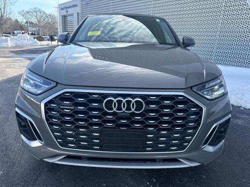 2023 Audi Q5 45 S line Premium Plus
