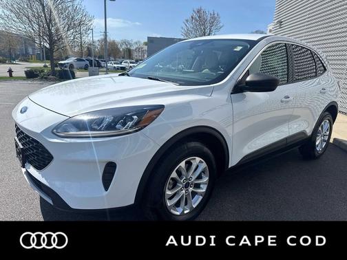 OXFORD WHITE 2022 Ford Escape SE