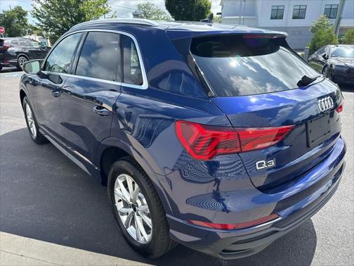 2025 Audi Q3 Premium 45 TFSI S line quattro Tiptronic