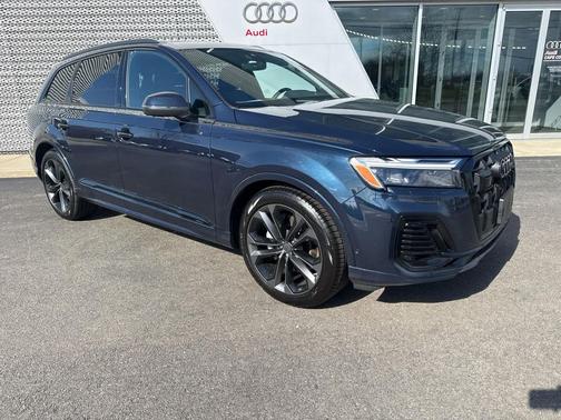 BLUE 2026 Audi Q7 55 Premium Plus