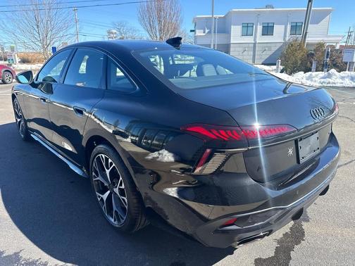 2026 Audi A6 Premium Plus quattro S tronic