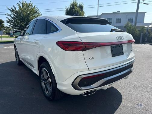 2025 Audi Q5 Premium Plus TFSI quattro S tronic
