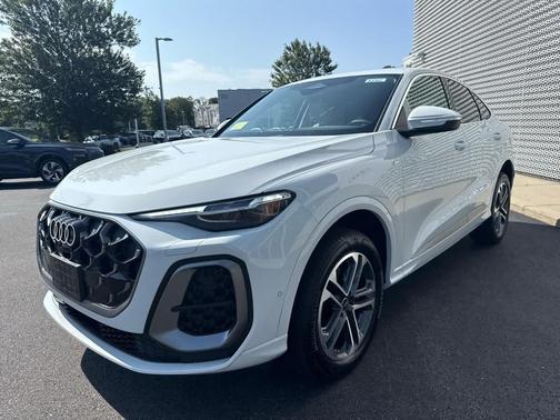 2025 Audi Q5 Premium Plus TFSI quattro S tronic