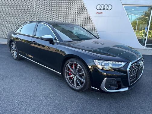 2023 Audi S8 4.0T