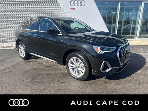 2025 Audi Q3 Premium 45 TFSI S line quattro Tiptronic