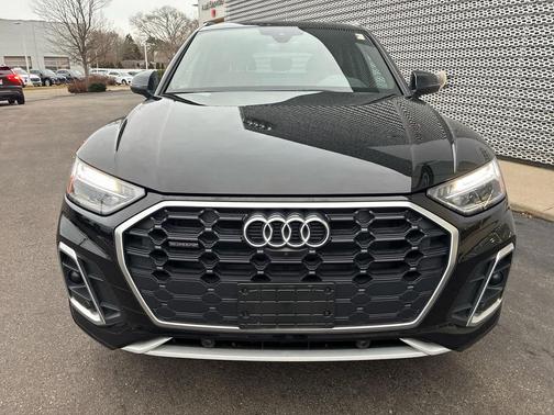 2023 Audi Q5 45 S line Premium Plus
