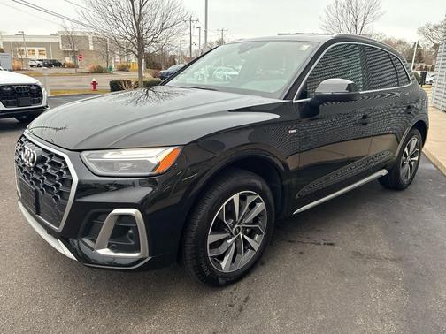 2023 Audi Q5 45 S line Premium Plus