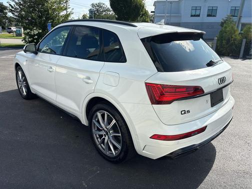 2024 Audi Q5 55 S line Prestige