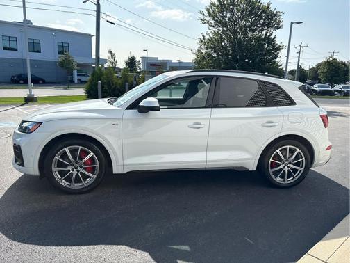 2024 Audi Q5 55 S line Prestige