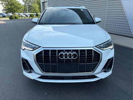 2024 Audi Q3 Premium 45 TFSI S line quattro Tiptronic