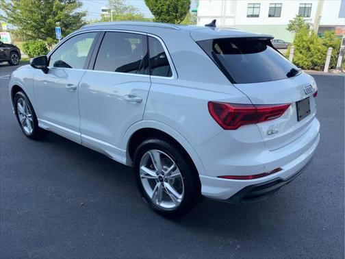 2024 Audi Q3 Premium 45 TFSI S line quattro Tiptronic