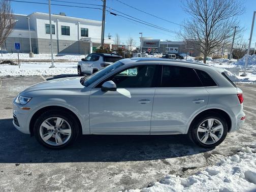 2019 Audi Q5 2.0T Premium Plus