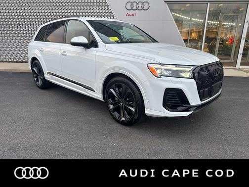 2026 Audi Q7 55 Premium Plus
