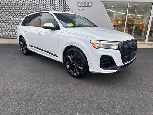 2026 Audi Q7 55 Premium Plus