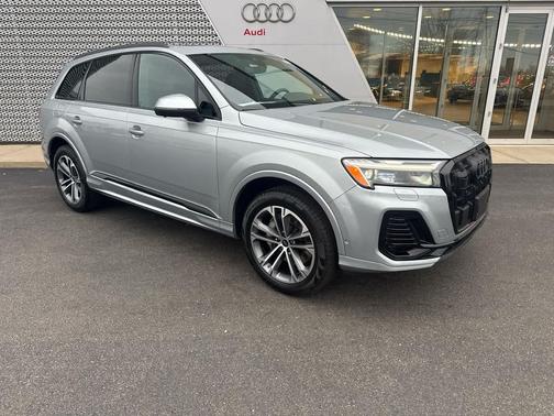 2026 Audi Q7 45 Premium