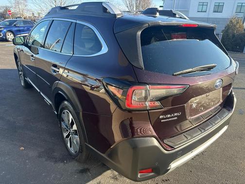 2023 Subaru Outback Touring XT