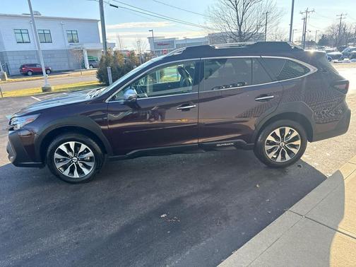 2023 Subaru Outback Touring XT